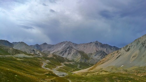 世界原來廣闊遼遠