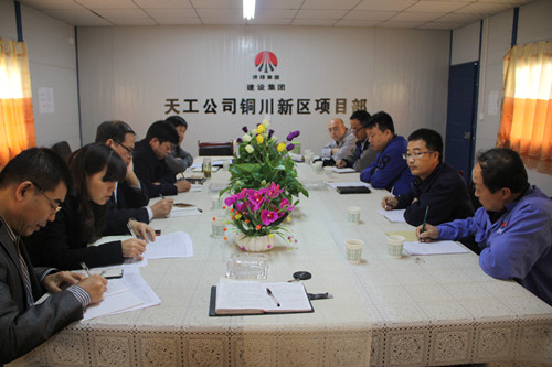 調(diào)研摸實情  問政到一線