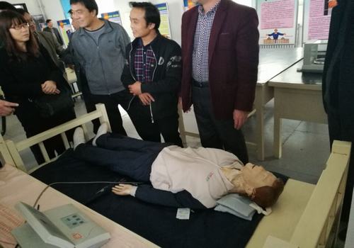 設(shè)備租賃中心統(tǒng)籌安排特殊作業(yè)人員培訓(xùn)保安全