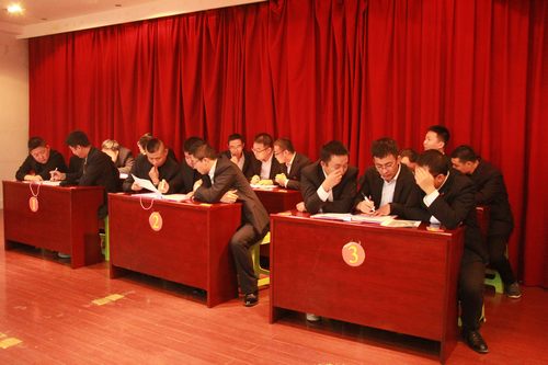 比一比 賽一賽 看誰(shuí)才是技術(shù)精英