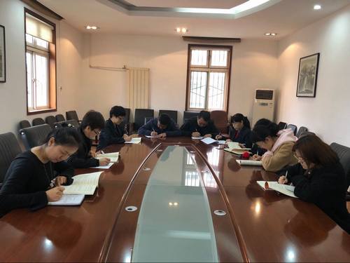 銅煤公司掀起學習財務(wù)知識的熱潮