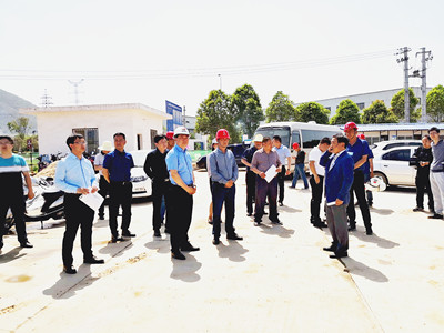 勉縣縣長(zhǎng)馬仕強(qiáng)視察漢中分公司陜鋼集團(tuán)廢鋼回收加工廠房項(xiàng)目