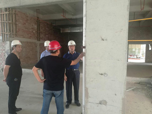 劉合理深入陜煤建設(shè)天工公司陜煤研究院工地檢查指導工作