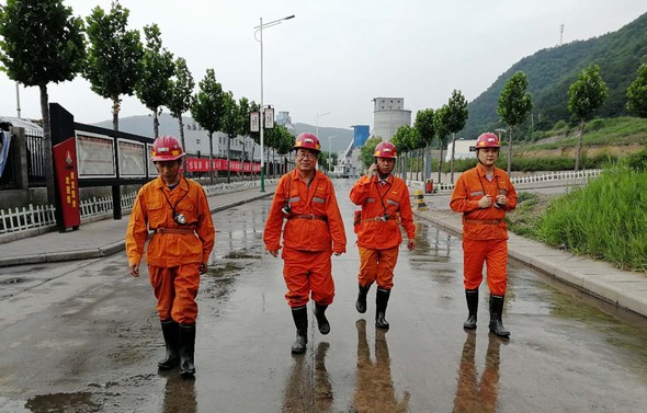 陜煤建設(shè)礦建三公司“走動(dòng)式”管理為安全生產(chǎn)再加“砝碼”