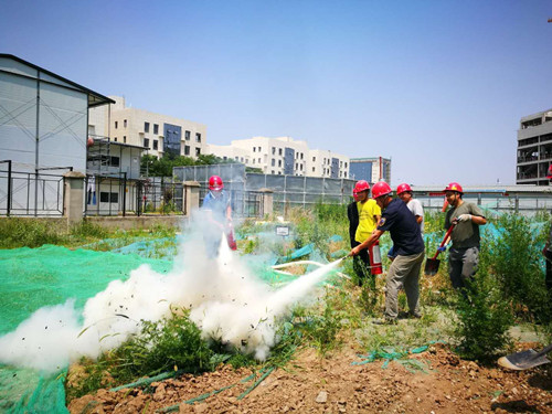 陜煤建設(shè)天工公司各項(xiàng)目部應(yīng)急演練火熱開(kāi)展