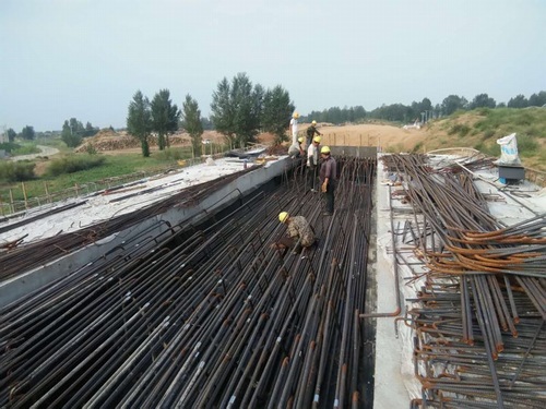 陜煤建設(shè)路橋分公司靖神鐵路項目激戰(zhàn)酣
