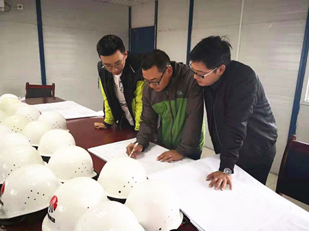 陜煤建設(shè)漢中分公司“師帶徒”帶出人才成長新路子