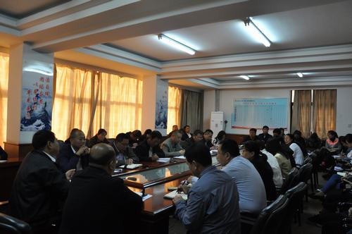 陜煤建設(shè)韓城分公司迅速學(xué)習(xí)傳達(dá)陜煤建設(shè)2018年三季度追趕超越考核點評會精神