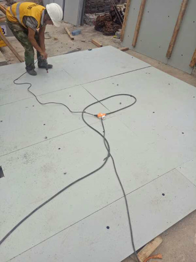 淺談復合中空塑料模板在項目上的應用