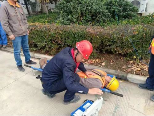 咸陽(yáng)分公司積極開(kāi)展冬季消防演練活動(dòng)