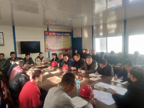 陜煤建設(shè)銅煤公司第十二項(xiàng)目部細(xì)部署勤安排扎實(shí)做好冬季施工