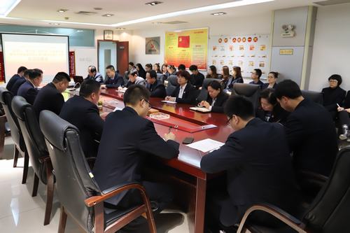 礦建二公司“講政治、敢擔(dān)當(dāng)、改作風(fēng)”專題教育及違規(guī)收送禮金問題專項(xiàng)整治工作全面鋪開