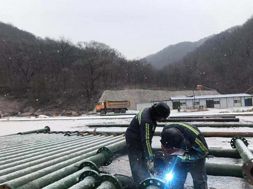 陜西煤建設(shè)機(jī)電安裝公司：跨年，我們在井下