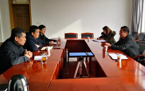 陜煤建設副總師王民福一行深入礦建三公司檢查指導工作