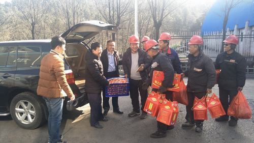 堅(jiān)守崗位，我們一直在......