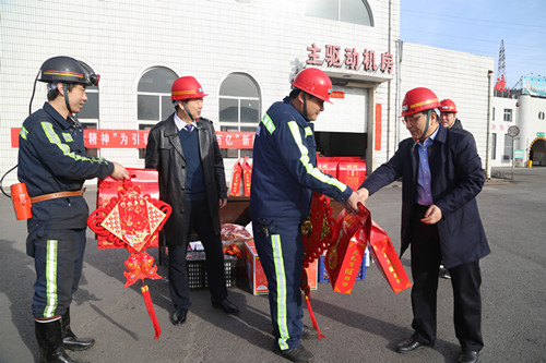 陜煤建設(shè)機電安裝公司：除夕，我和你一起在施工現(xiàn)場