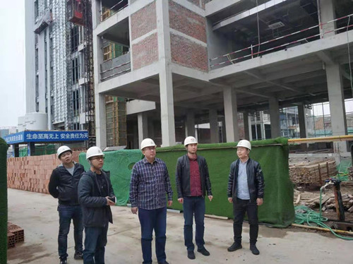 西安航天管委會(huì)領(lǐng)導(dǎo)蒞臨陜煤建設(shè)天工公司十五部檢查指導(dǎo)工作