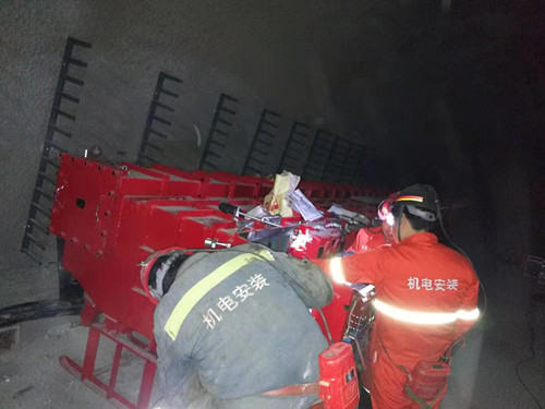 陜煤建設機電安裝公司冶坪項目部完成電氣試驗