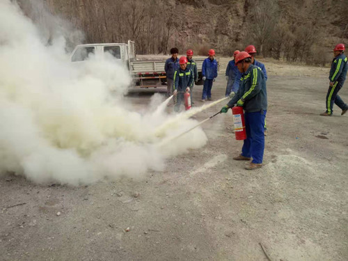 陜煤建設(shè)機(jī)電安裝公司：消防大檢查，我們在行動