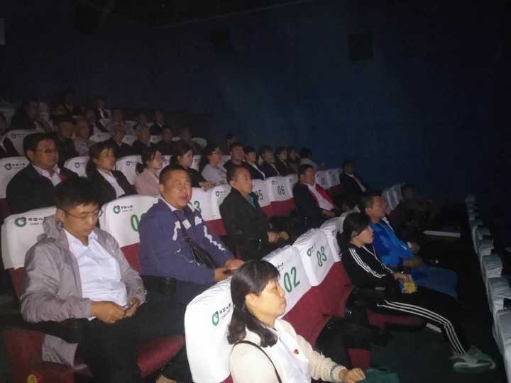 建設(shè)集團(tuán)各單位組織觀看“周恩來(lái)”系列影片