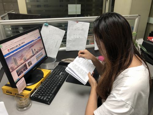 陜煤建設(shè)礦建二公司：應(yīng)知必會(huì)口袋書成為黨員“掌中寶”