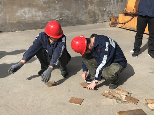 陜煤建設(shè)洗選煤運營公司礦山支護(hù)材料加工廠：節(jié)支降耗控成本 修舊利廢做文章