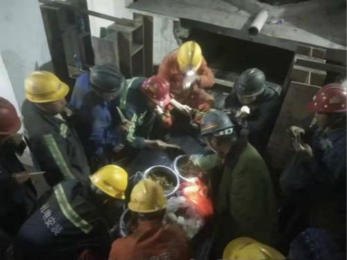 陜煤建設(shè)機電安裝公司加強組織和技術(shù)創(chuàng)新推動冶坪礦皮帶安裝工程