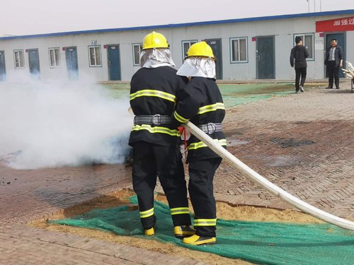 陜煤建設掘進公司：曹家灘項目部舉辦火災事故應急演練
