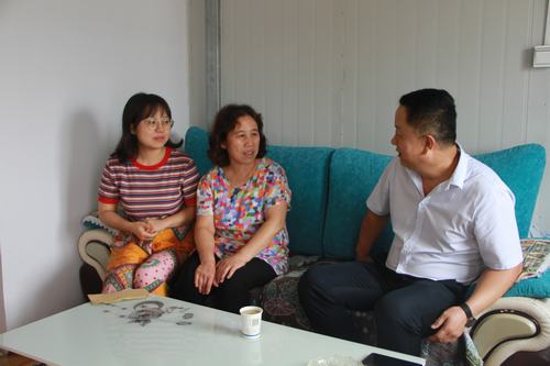 陜煤建設(shè)銅煤公司“金秋助學(xué)”顯國企情懷