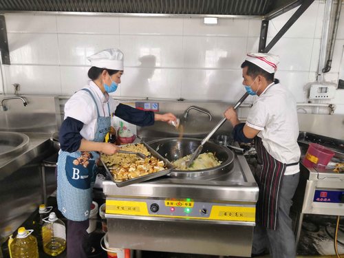 陜煤建設(shè)掘進(jìn)公司：后勤有保障 生產(chǎn)有力量