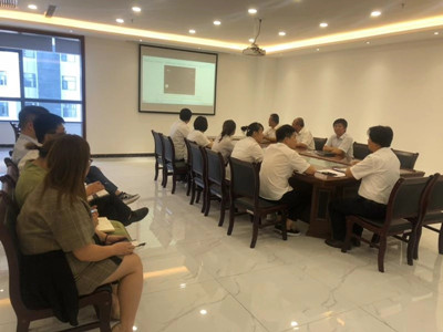 物資公司：@黨員干部：“雙節(jié)”將至，有份節(jié)日“禮物”請(qǐng)您查收