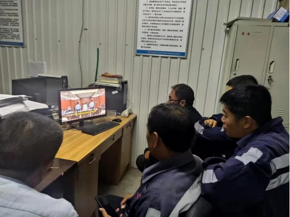 陜煤建設(shè)集團(tuán)洗選煤運(yùn)營公司安裝第五項(xiàng)目部黨支部：加強(qiáng)理論基礎(chǔ)，提高思想認(rèn)識(shí)