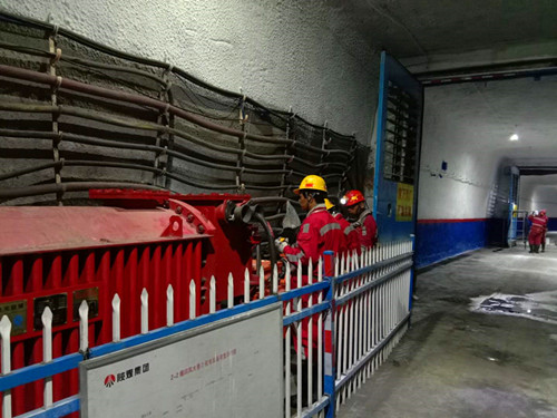 礦建三公司曹家灘項目部念好安全生產(chǎn)“三字經(jīng)”