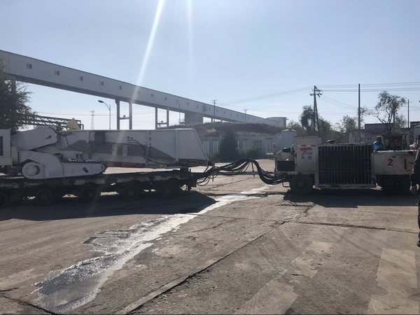 陜煤建設(shè)掘進(jìn)公司：一機(jī)雙巷設(shè)備全部入井開啟新征程