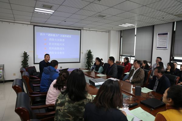 陜煤建天工公司消防知識培訓(xùn)+火災(zāi)逃生演練提升公司安全軟實力