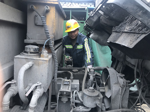 陜煤建機電安裝公司：加強車輛運輸管理確保冬季安全施工