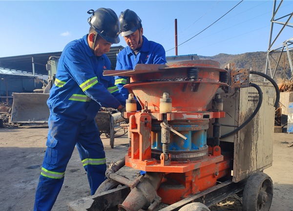 陜煤建設(shè)礦建三公司雙龍項(xiàng)目部開展機(jī)電設(shè)備全面“大體檢”