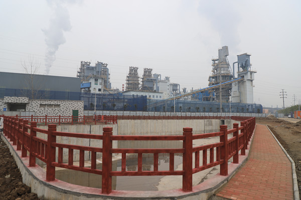 陜煤建設(shè)漢中分公司承建的陜鋼集團(tuán)漢鋼公司萬(wàn)方水池順利通過(guò)竣工驗(yàn)收