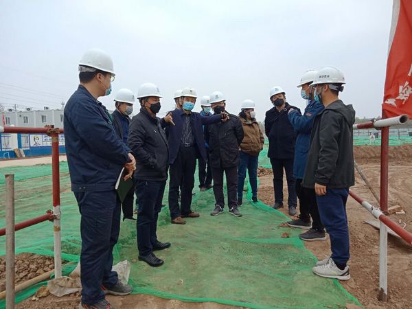 中央儲備糧新建項(xiàng)目領(lǐng)導(dǎo)小組組長、指揮部指揮長、副總經(jīng)理王錄印蒞臨天工公司中儲糧項(xiàng)目檢查指導(dǎo)工作