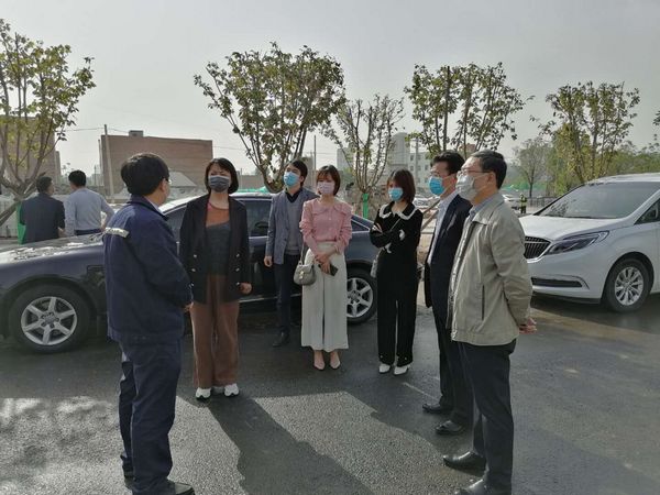 省國(guó)資委鄭玲、陜煤集團(tuán)副總經(jīng)理尚建選、陜煤研究院副院長(zhǎng)王蘇健一行蒞臨陜煤研究院項(xiàng)目檢查指導(dǎo)工作