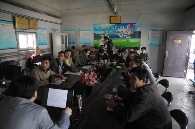 陜煤建設(shè)掘進(jìn)公司：班組長質(zhì)量責(zé)任制讓效益看得見摸得著