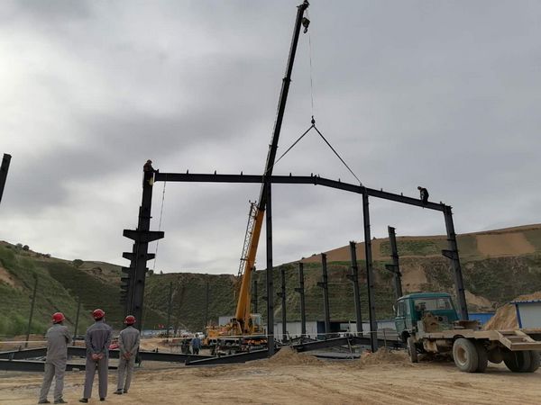 陜煤建設(shè)天工公司施工前沿勞動喜訊層出不窮