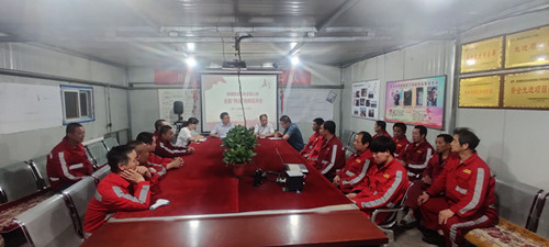 陜煤建設(shè)機(jī)電安裝公司:深入一線開展全國“兩會(huì)”精神宣講