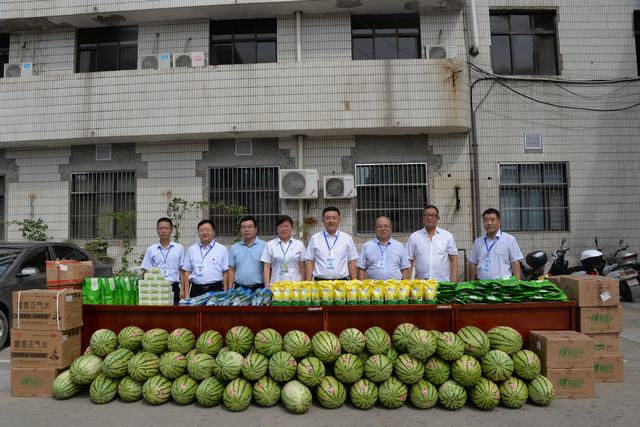 韓城礦業(yè)黨委副書記、工會(huì)主席申峰一行蒞臨陜煤建設(shè)韓城分公司慰問(wèn)