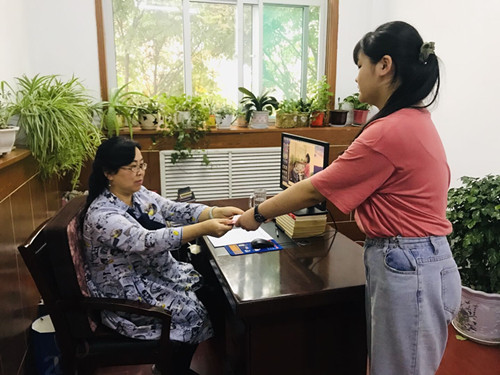 陜煤建設(shè)機電安裝公司：“金秋助學(xué)”在行動