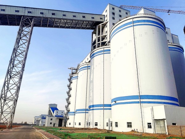 陜煤建設承建的曹家灘選煤廠產(chǎn)品倉、生產(chǎn)指揮管理綜合樓順利通過煤炭行業(yè)“太陽杯”工程復審