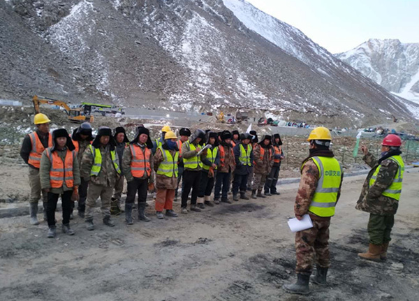 陜煤建設礦建三公司：開好班前會，彈好安全管理“前奏曲”