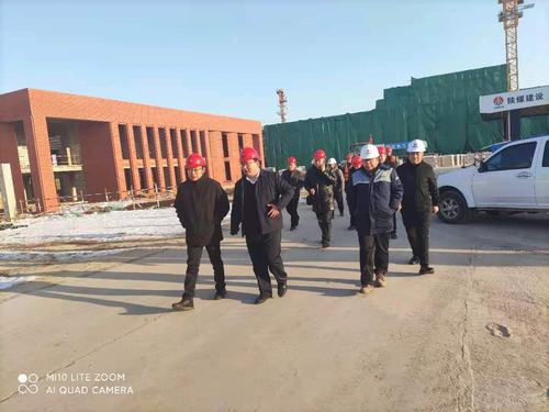 榆林市住房和城鄉(xiāng)建設(shè)局檢查組蒞臨陜煤建設(shè)銅煤公司承建的榆林化學(xué)項目檢查指導(dǎo)工作