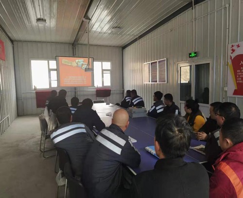 陜煤建設(shè)洗選煤運營公司安裝第五項目部：讓悲劇不再重演 警示教育記心間