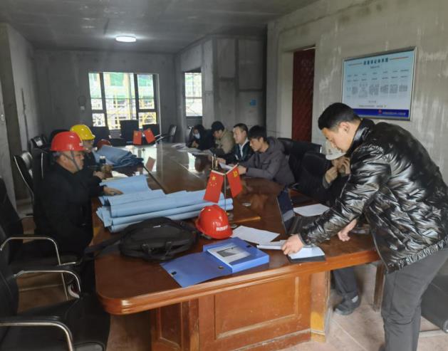 綠宇公司:藍山水岸項目部積極進行項目圖紙答疑 石材樣品確定工作